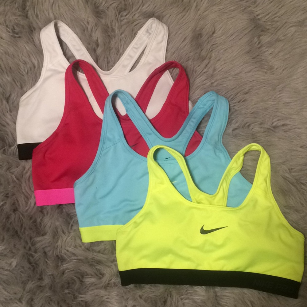 4 Nike Pro Bra Bundle ❤️
